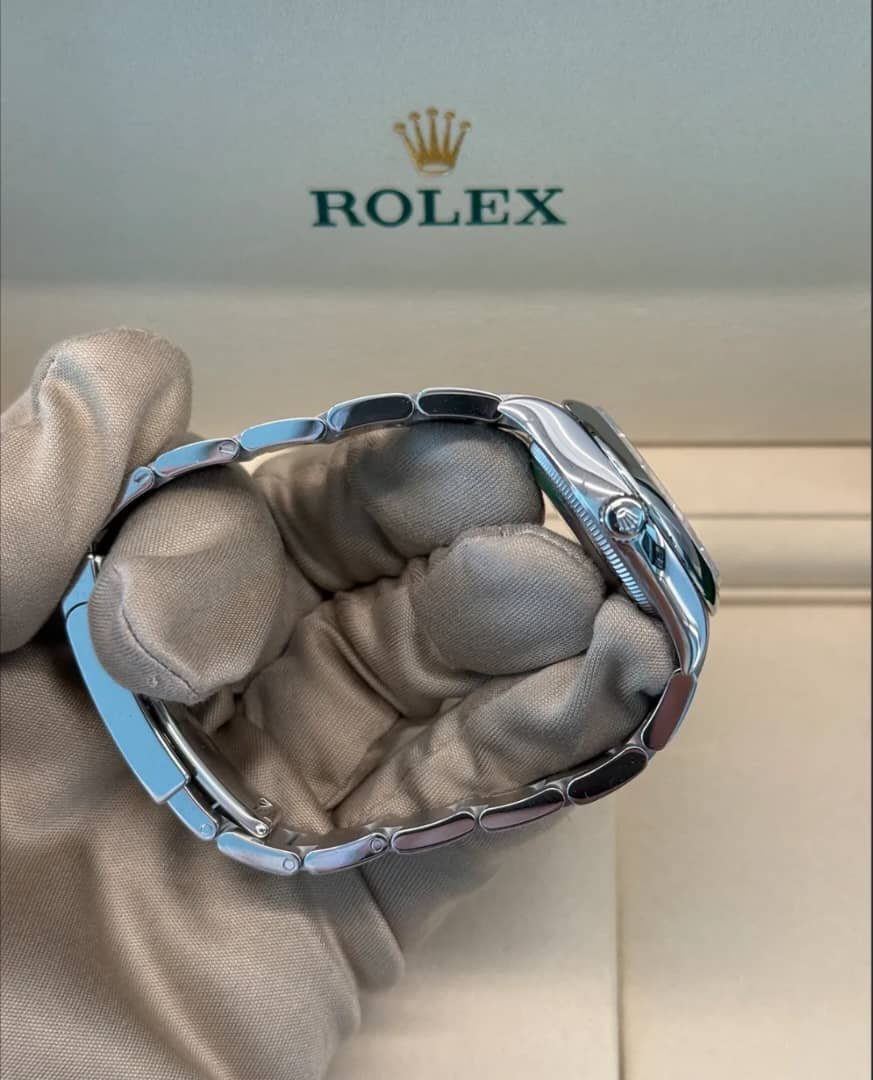 Rolex Oyster Perpetual 31mm "Tiffany" Turquoise Blue Dial Smooth Domed Bezel Oyster Bracelet 277200 | 2025 New Full Set — The Most Coveted OP Dial - Image 3