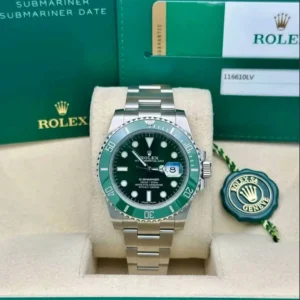 Rolex Submariner Date "Hulk" 40mm Green Sunburst Dial Green Cerachrom Bezel Oyster Bracelet 116610LV | 2017 Discontinued Full Set