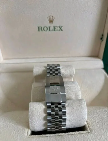 Rolex Datejust 41 "Wimbledon" Slate Green Roman Dial Fluted Bezel Jubilee 126334 | 2024 Unworn - Image 3