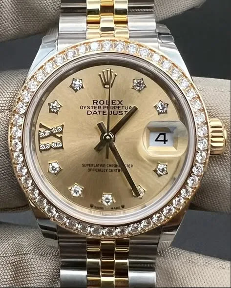 Rolex Lady-Datejust 28mm Champagne Diamond Dial 46-Diamond 18k Yellow Gold Bezel Yellow Rolesor Jubilee Bracelet 279383RBR | 2025 Never Worn Full Set - Image 2