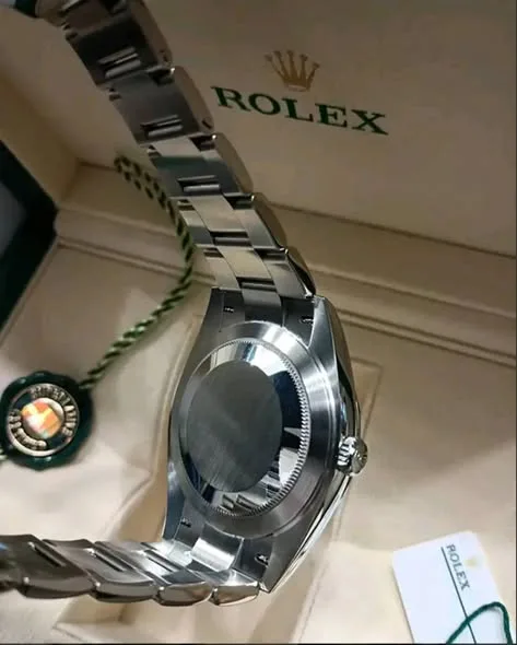 Rolex Datejust 41mm Silver Sunray Dial Smooth Bezel Oyster Bracelet 126300 | 2023 Full Set - Image 3