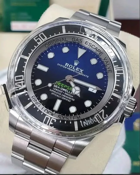 Rolex Sea-Dweller Deepsea "James Cameron" D-Blue 44mm Gradient Blue-Black Dial Black Cerachrom Bezel Oyster Bracelet 126660 | 2023 Full Set