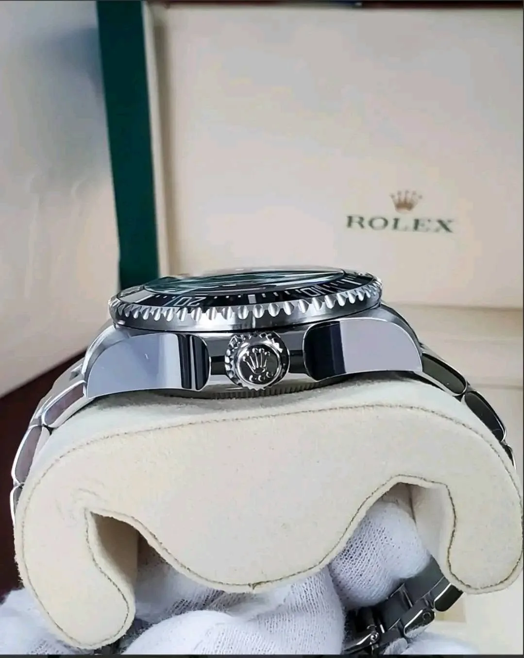 Rolex Sea-Dweller Deepsea "James Cameron" D-Blue 44mm Gradient Blue-Black Dial Black Cerachrom Bezel Oyster Bracelet 126660 | 2023 Full Set - Image 5