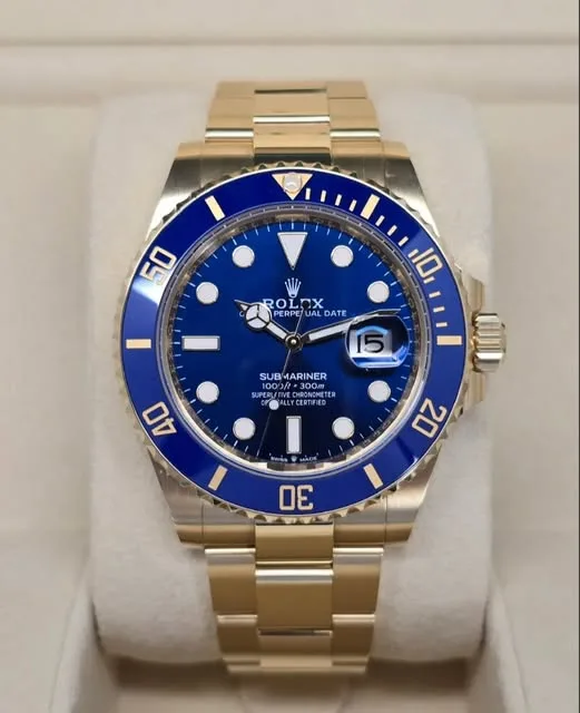 Rolex Submariner Date "Bluesy" 41mm Royal Blue Dial Blue Cerachrom Bezel Solid 18k Yellow Gold Oyster Bracelet 126618LB | 2024 Full Set