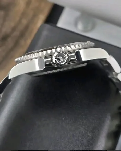 Rolex Submariner No-Date 41mm Black Dial Black Cerachrom Bezel Oyster Bracelet 124060 | 2023 Full Set — The Purist's Choice - Image 2