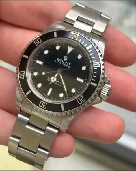 Rolex Submariner No-Date 40mm Black Tritium Dial Oyster Bracelet 14060 "U Serial" | 1997 Full Set