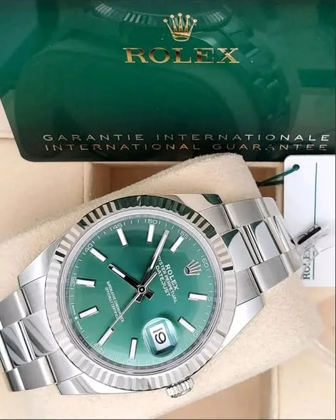 Rolex Datejust 41mm Mint Green Sunray Dial 18k White Gold Fluted Bezel Oyster Bracelet 126334 | 2025 Mint Full Set