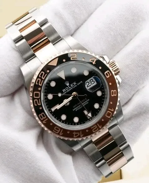 Rolex GMT-Master II "Root Beer" 40mm Black Dial Brown & Black Cerachrom Bezel Two-Tone Everose Rolesor Oyster Bracelet 126711CHNR | 2025 Mint Full Set
