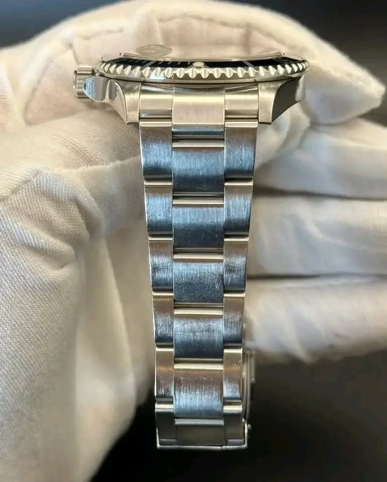 Rolex Submariner Date 40mm Black Dial Black Aluminum Bezel "Double-Serial" Oyster Bracelet 16610 | 2008 M-Serial Full Set — Final Generation Before Ceramic - Image 4