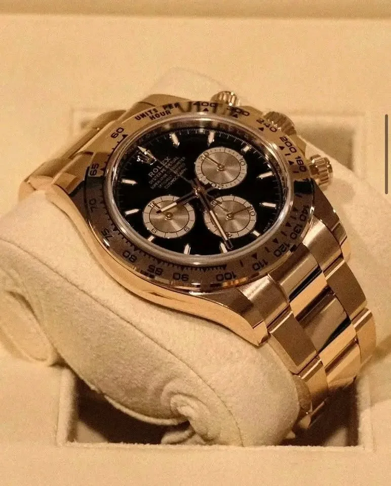 Rolex Cosmograph Daytona 40mm Black "Reverse Panda" Dial Solid 18k Everose Gold Tachymeter Bezel Oyster Bracelet 126505 | 2025 Full Set - Image 8